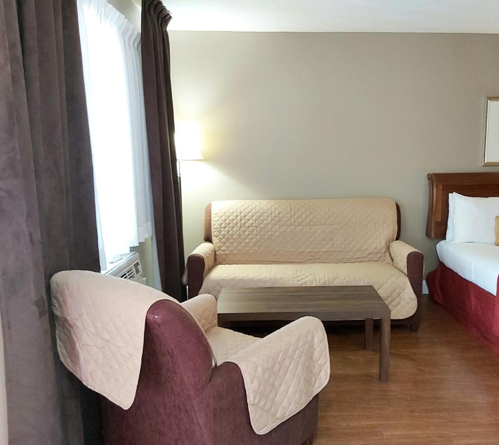 Seely's 3* Shediac