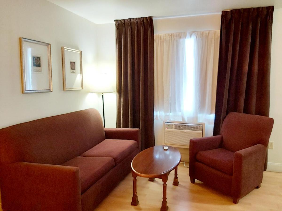 Seely's Motel Shediac